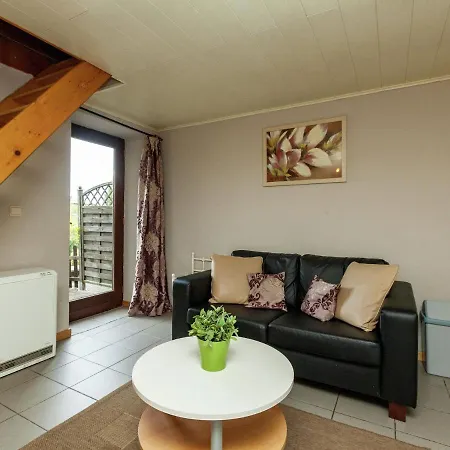 Charming Cottage In Stoumont With Colourful Garden Ferienhaus Exbomont