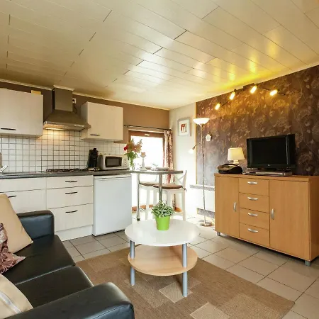 Charming Cottage In Stoumont With Colourful Garden Ferienhaus *