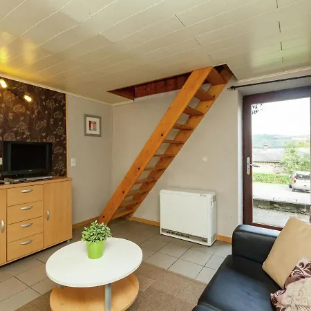 Charming Cottage In Stoumont With Colourful Garden Ferienhaus *