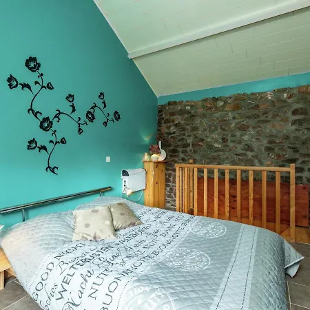 Charming Cottage In Stoumont With Colourful Garden *