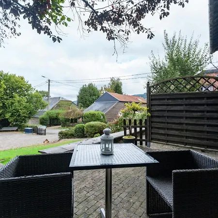 別荘 Charming In Stoumont With Colourful Garden
